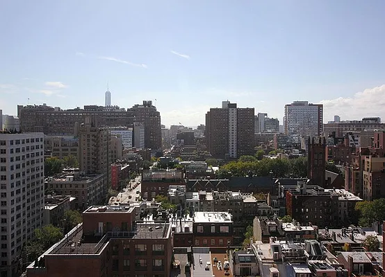 Sold by Warburg | media 35