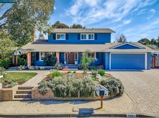 125 Whitethorne Dr, Moraga, CA 94556