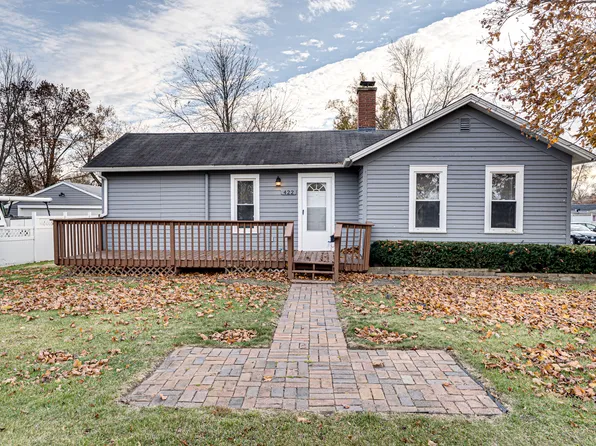 422 W 3rd St, Sandwich, IL 60548
