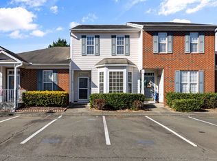 33 Signet Dr, Durham, NC 27704