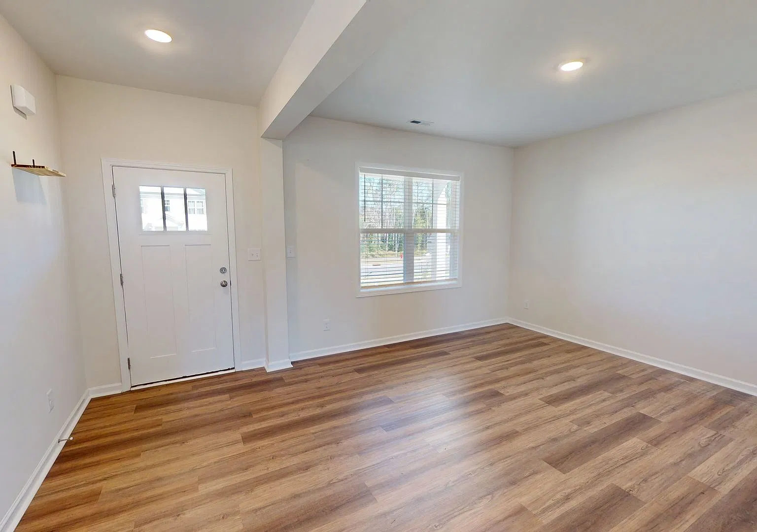 Spacious 5 Bedroom New Construction Home in Raeford! — Photo 3