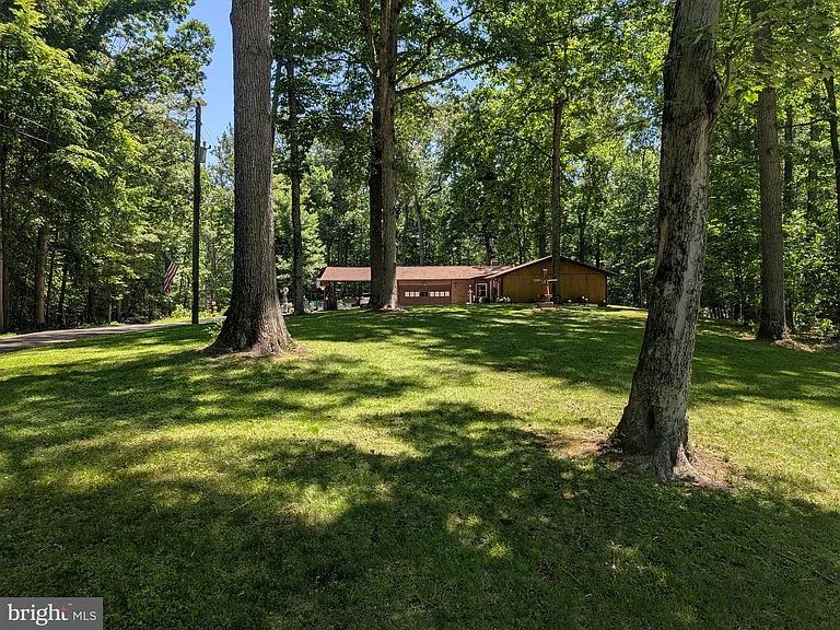 6997 Gilbeth Rd — Photo 4