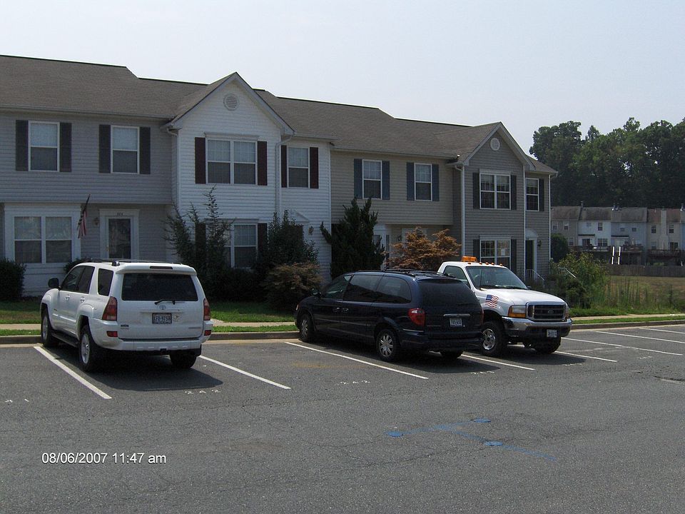 1st image of 304 Crescent Blvd