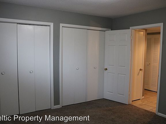 5th image of 4034 Clark Ave APT 4