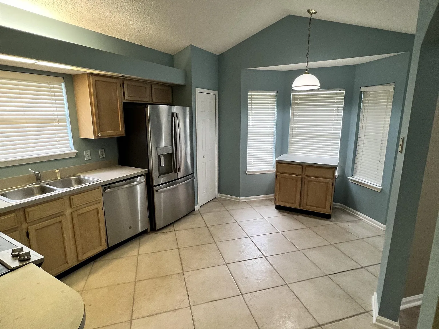 Marbon Estates 3083 (Tp) Ken Blackwell — Photo 3