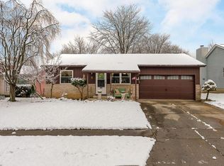 800 Upwoods Dr, Columbus, OH 43228