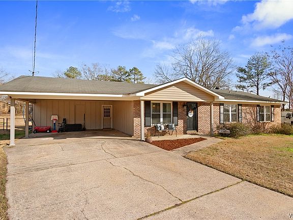 4th image of 3307 Royal Oak Cir