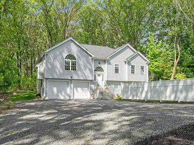 136 Ararat St, Worcester, MA, 01606