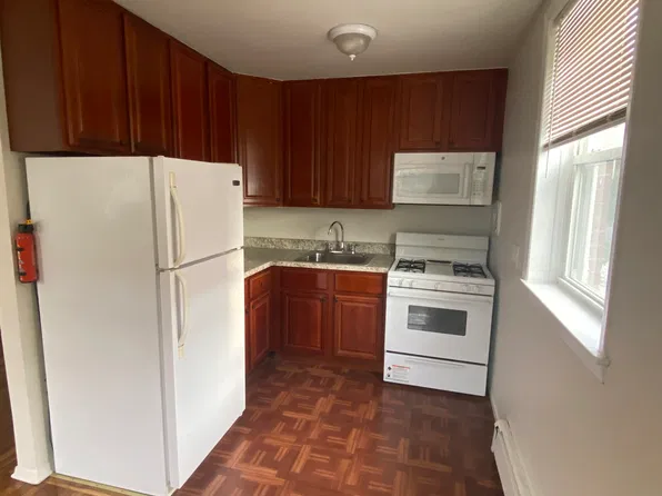 (undisclosed Address), Roselle Park, NJ 07204
