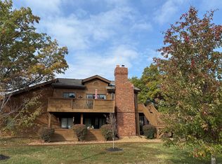 1202 Hemingway Ln #G, Saint Charles, MO 63304