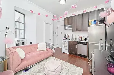 Rented by Living New York