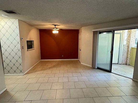 4th image of 11843 Braesview #1513R