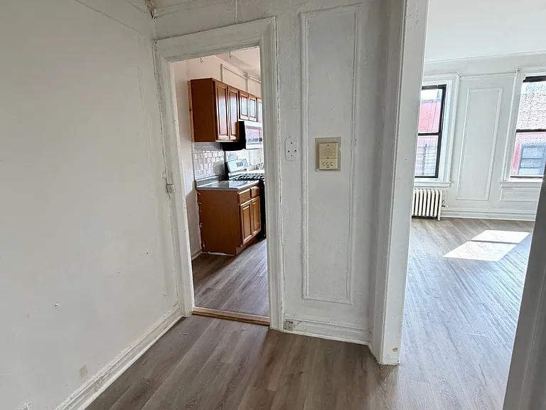 520 W 190th St #5I — Photo 4