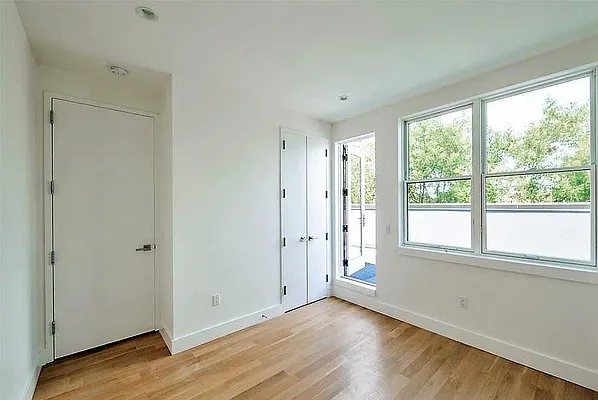 Rented by At Home Realty NY LLC | media 22
