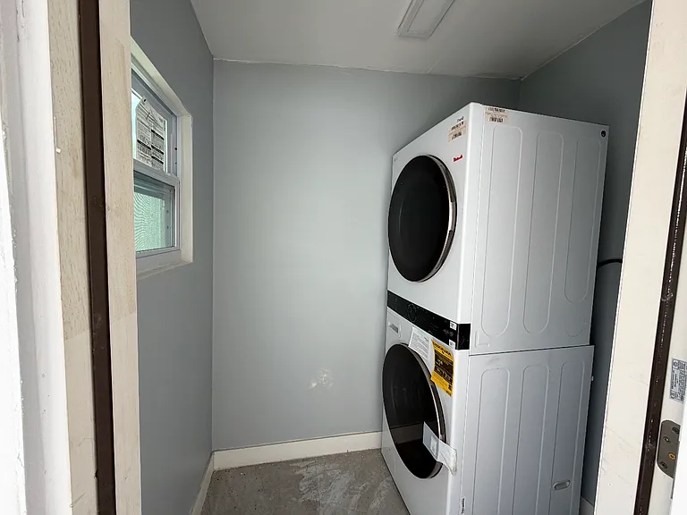 5220 SW 98th Avenue Rd — Photo 3