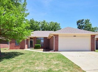1600 Victoria Pl, Edmond, OK 73003
