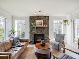 32075 George Ferguson Way #208, Abbotsford, BC V2T 2K7