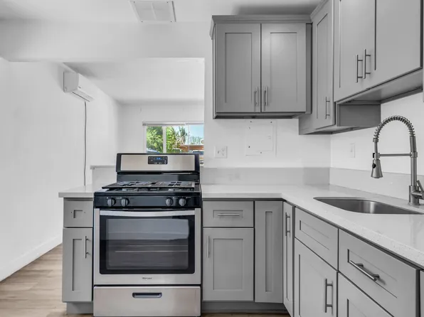 3941 E Calle De Ricardo #5, Palm Springs, CA 92264
