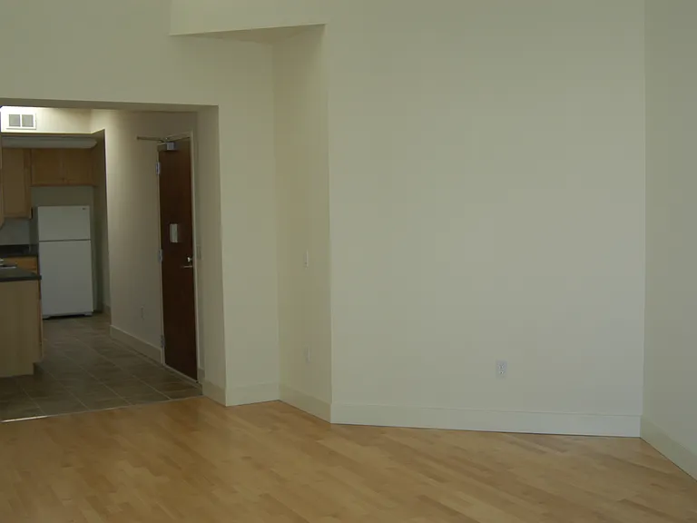 1630 California Street — Photo 19