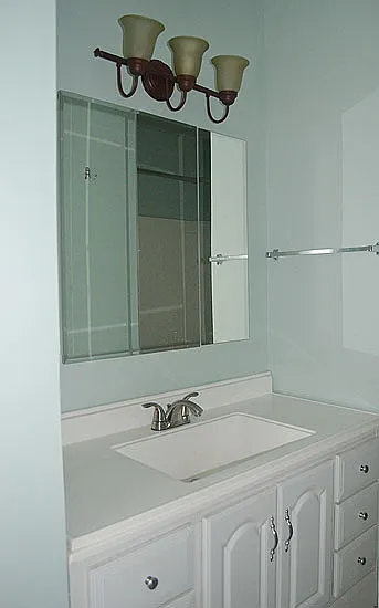 20 N Park St — Photo 5