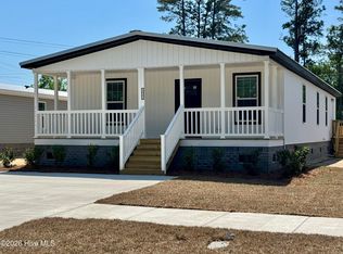 1021 Pine Ridge Ct, Castle Hayne, NC 28429