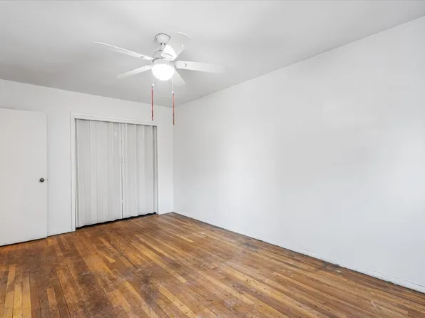 144-55 Melbourne Avenue image 14 of 18