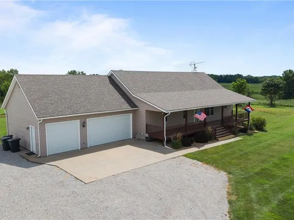 419 NE 251st Rd, Warrensburg, MO 64093
