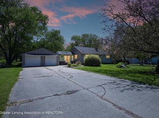 12517 Lansing Ave, Leslie, MI 49251
