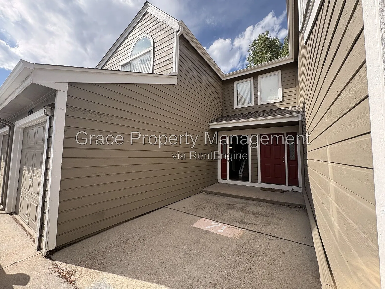 2 bed, 2.5 bath, 1544 sqft, $2,400 — Photo 2