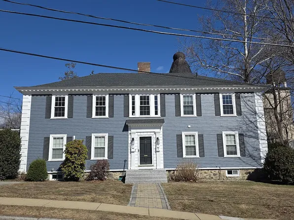 9 Kenilworth St #9, Andover, MA 01810