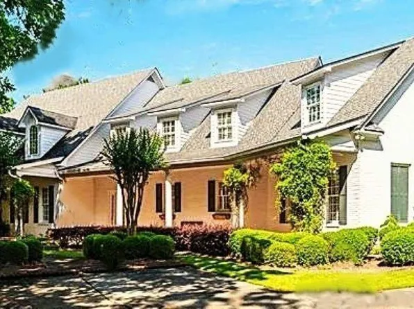 1149 Greystone Crst, Birmingham, AL 35242