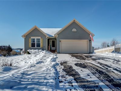154 Golden Meadows Way, Warners, NY, 13164