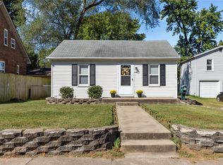 146 10th St, Wood River, IL