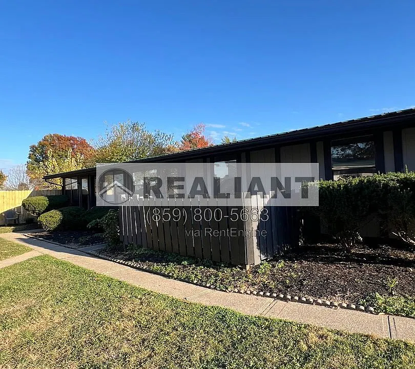 107 Amhurst Dr