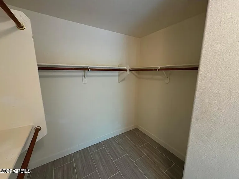 1470 W Armstrong Way — Photo 25