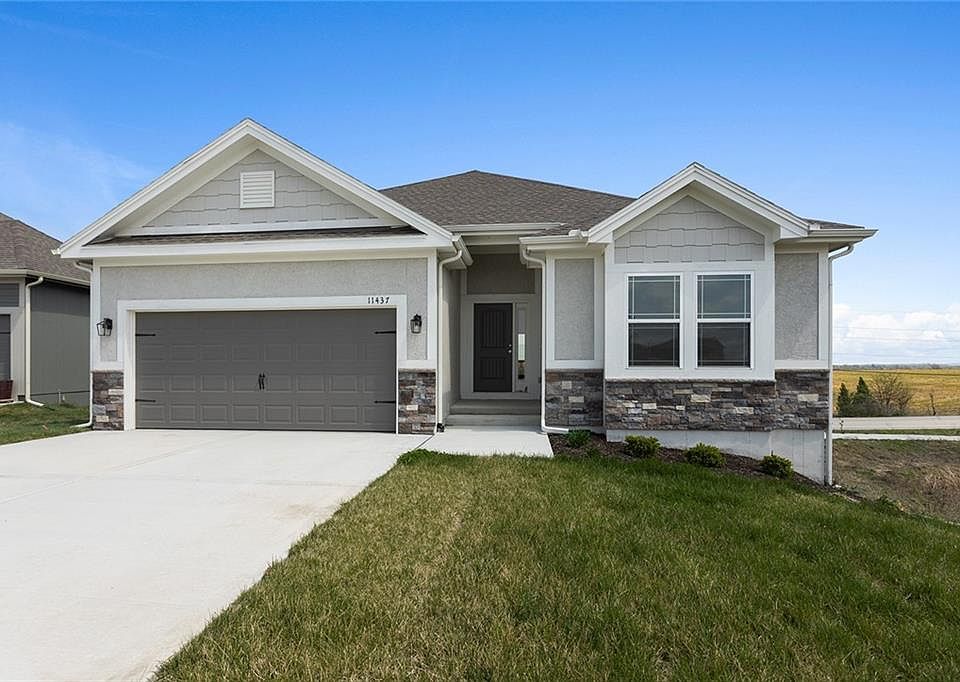 1st image of 11437 N Auburndale Cir