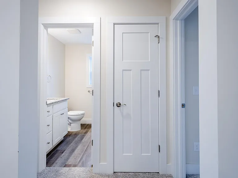 9250 Brook Hollow Ln — Photo 15