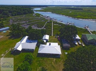 252 River Dr, Midway, GA 31320