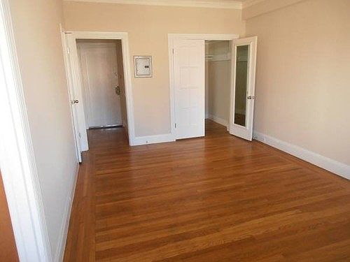 2nd image of 305 Hyde St APT 506