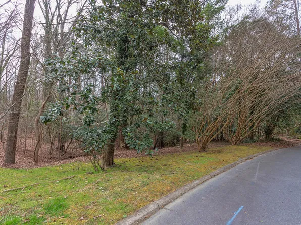 409 Granville Rd, Chapel Hill, NC 27514