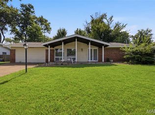 1552 Rathford Dr, Saint Louis, MO 63146
