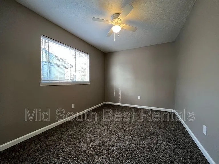 624 Frayser Dr — Photo 8