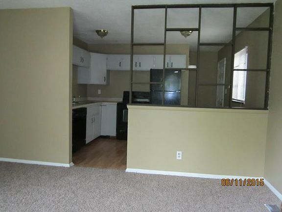 4th image of 8705 E 97th Ter