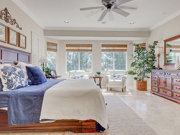 Relaxing owner s suite