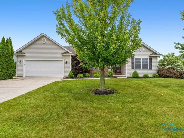 1806 Cinnamon Dr, Wapakoneta, OH 45895