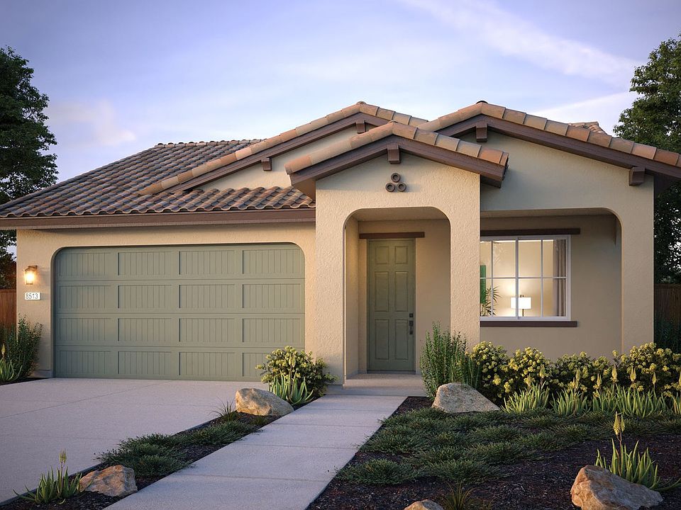 Residence 1 Spanish Bungalow