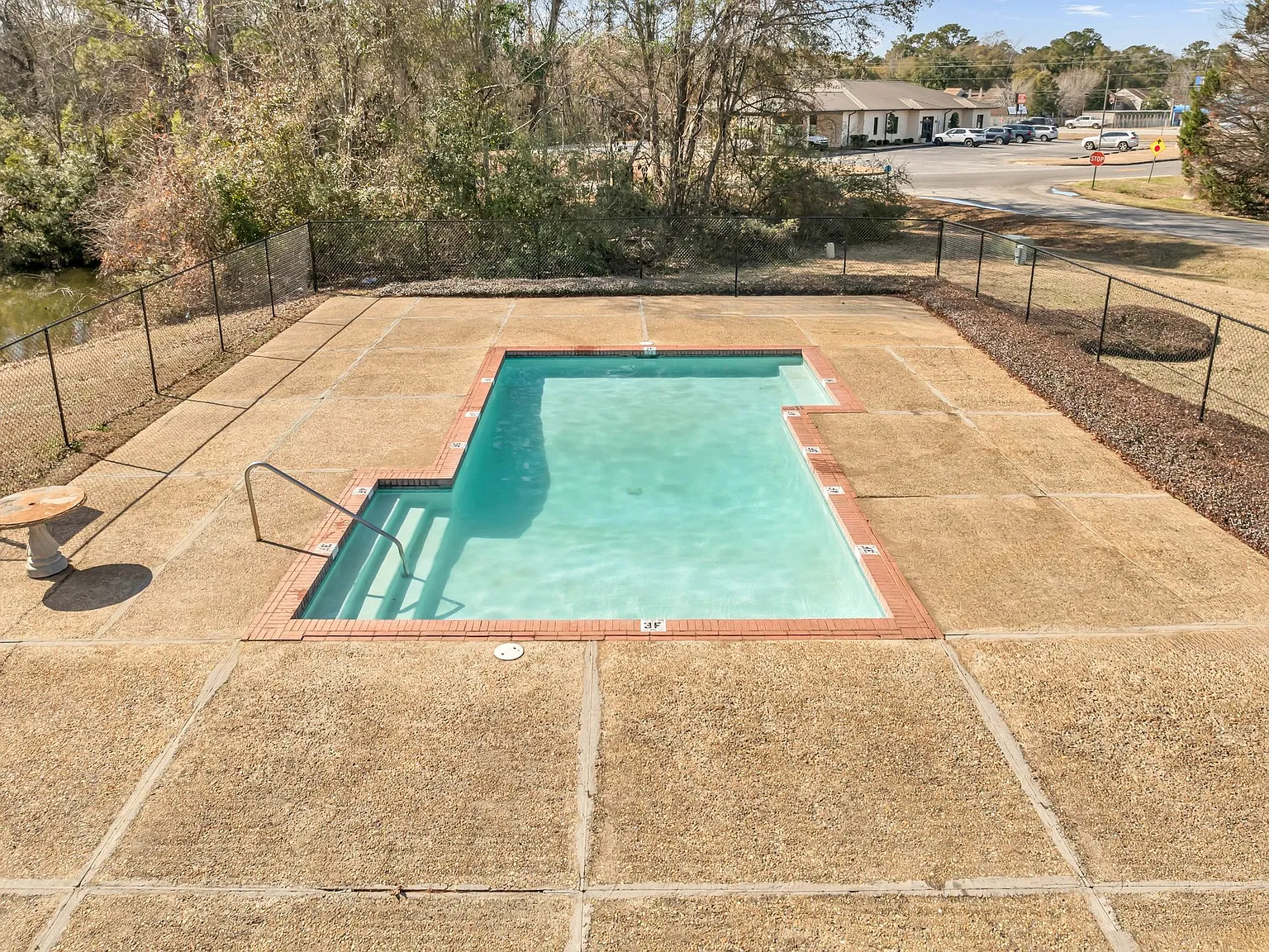 Springlake Apartments — Photo 3