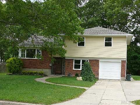 2nd image of 28 Marilynn St