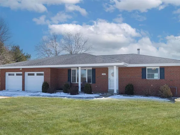 13162 Michael Rd, Highland, IL 62249