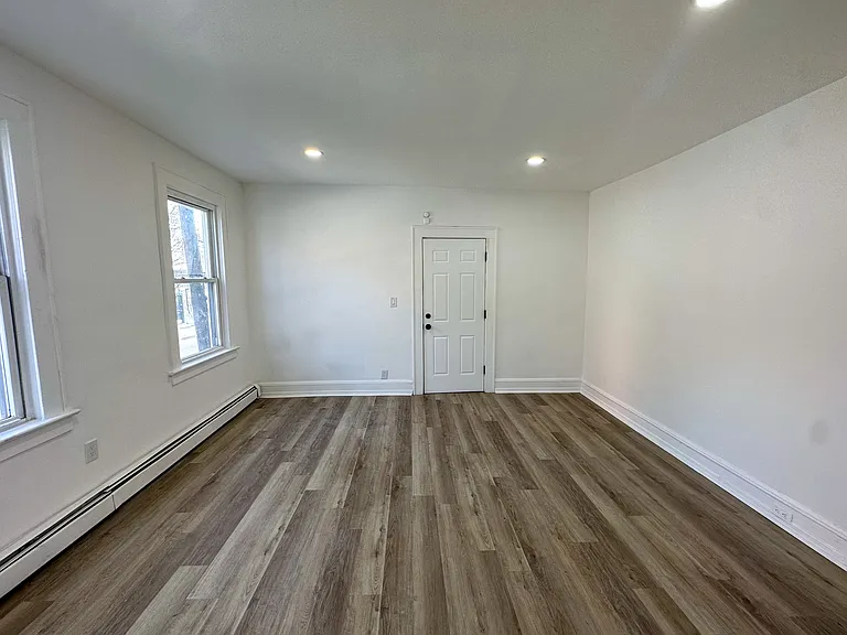 25-33 Belmont Ave #1R — Photo 5